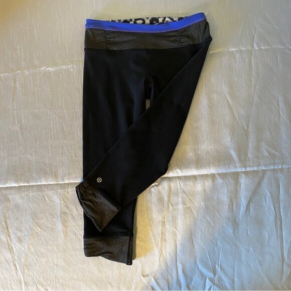 Lululemon Wunder Under Crop Size 6 - Picture 10 of 10